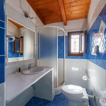 Imperial Apartment *